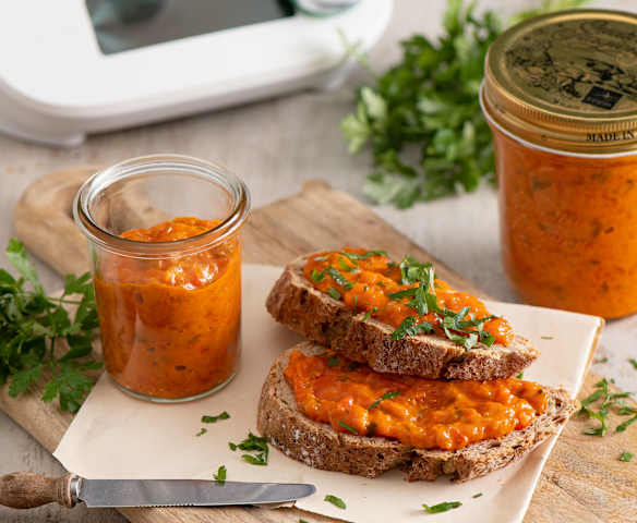 Pindżur z pieczonych papryk (w słoikach na zimę)