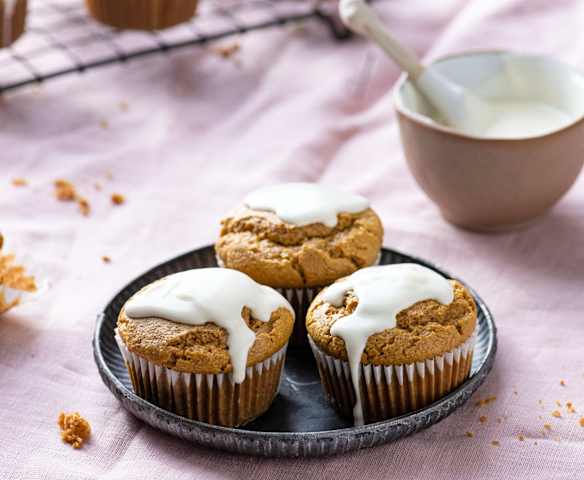Carrot Muffins with Vegan Cream Cheese Icing