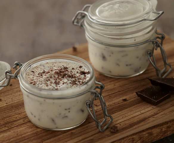 Yogurt alla stracciatella
