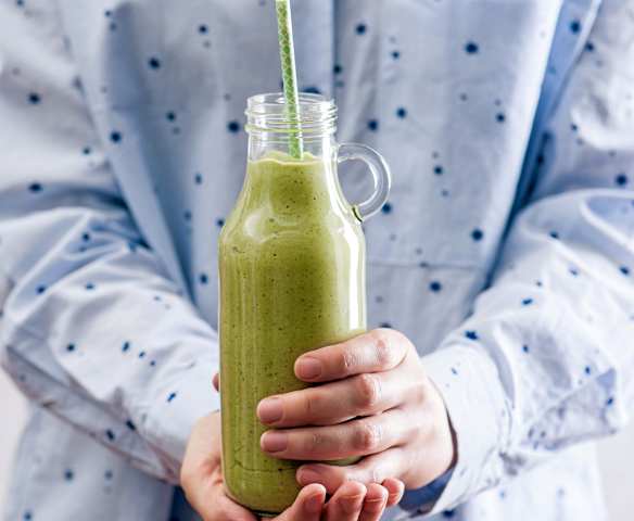 Energetyczny koktajl z siemieniem lnianym i nasionami chia