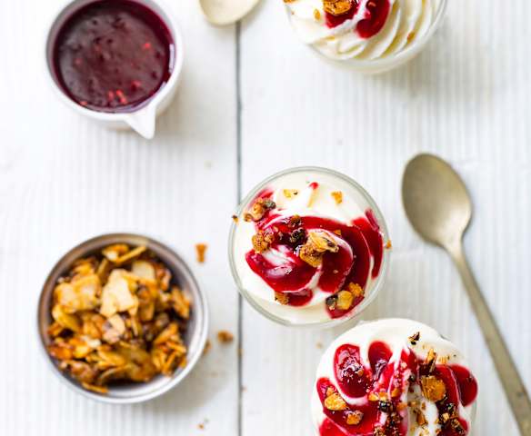 Sundae au coulis de fruits rouges