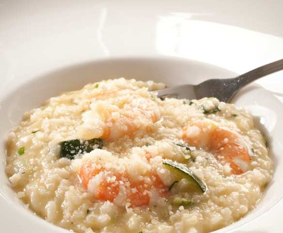 Arroz cremoso con calabacín y langostinos