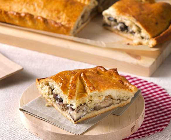 Empanada de setas al cabrales