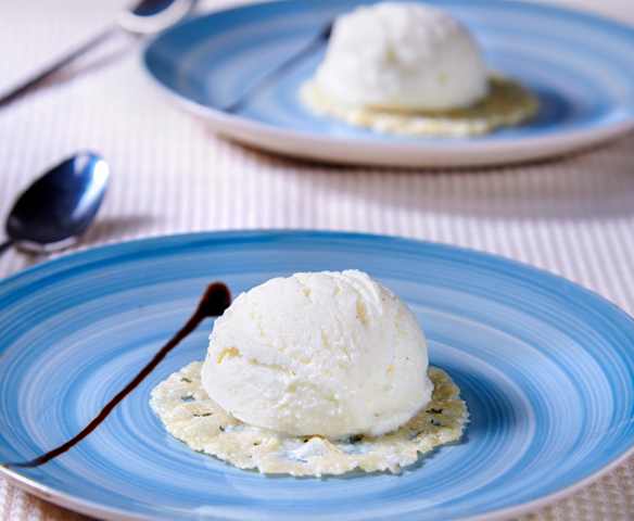 Gelato al Parmigiano reggiano