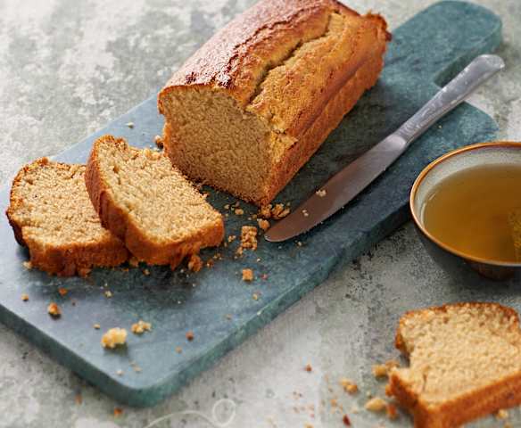 Gâteau moelleux miel et cardamome
