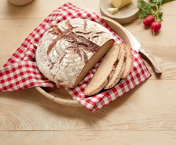 Weizenbier-Brot mit Koriander und Kümmel Weizenbier-Brot mit Koriander und Kümmel