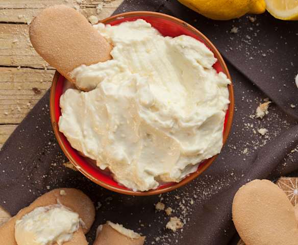 Crema mascarpone al limone senza uova