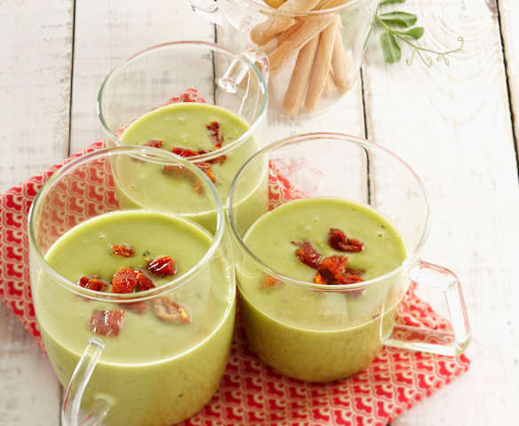 Velouté glacé aux petits pois