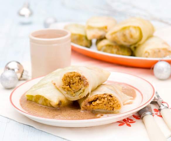 Gołąbki z kaszą jaglaną i sosem grzybowym