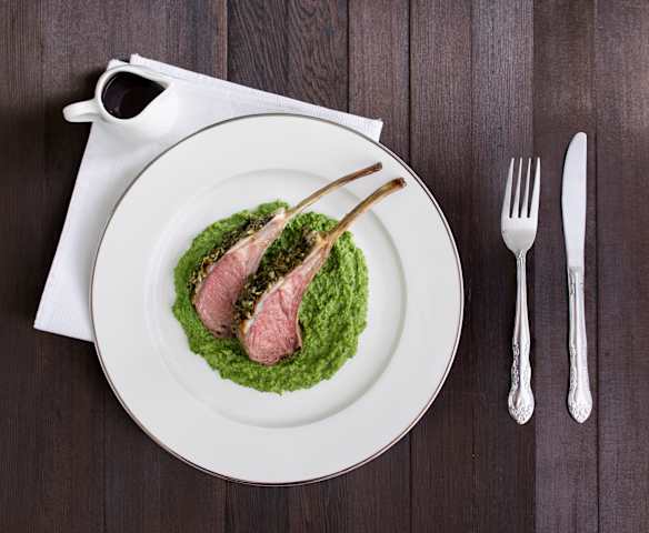 Lamb cutlets with spinach and pea purée