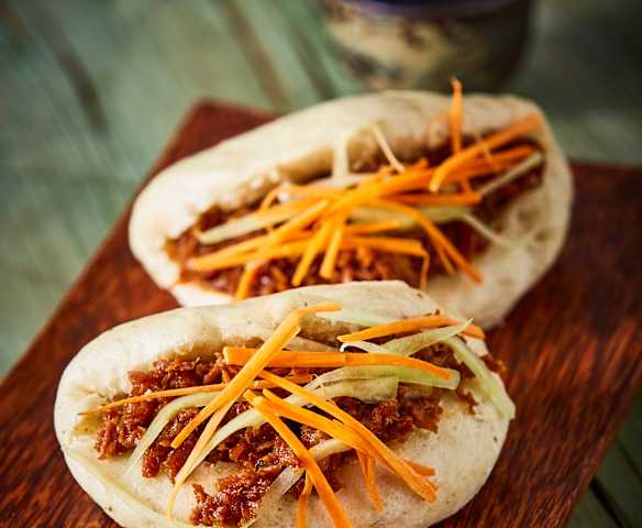Gua Bao (Panes rellenos de cerdo bbq)