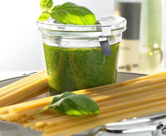 Pesto mit Basilikum (NEU)
