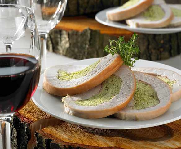 Gefüllter Putenrollbraten