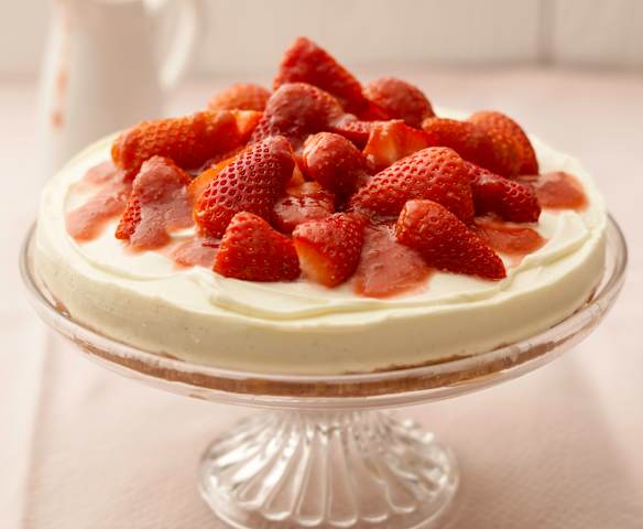 Cheesecake à la fraise et aux biscuits amaretti