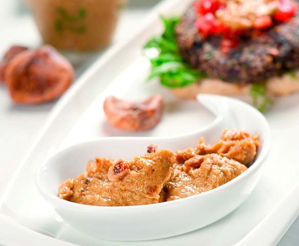 Musztarda z suszonymi figami