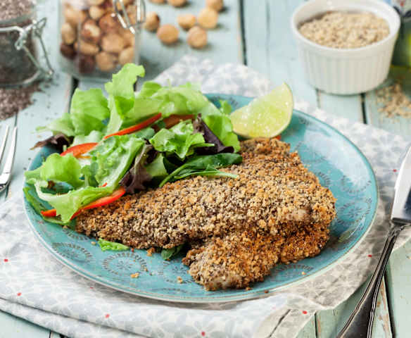 Spigola alle nocciole e semi di chia