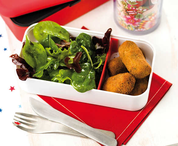 Croquetes de arroz de tomate e carne picada