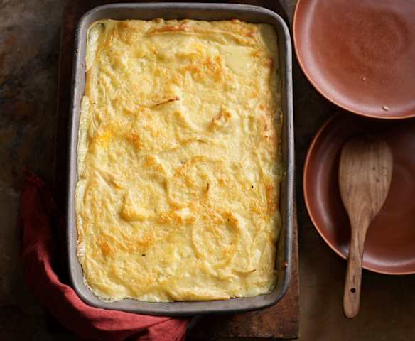 Empadão de peixe e ervilhas