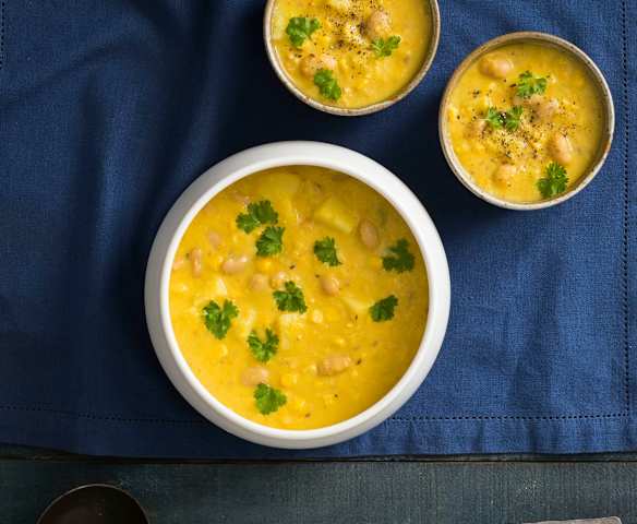Sweetcorn and potato chowder