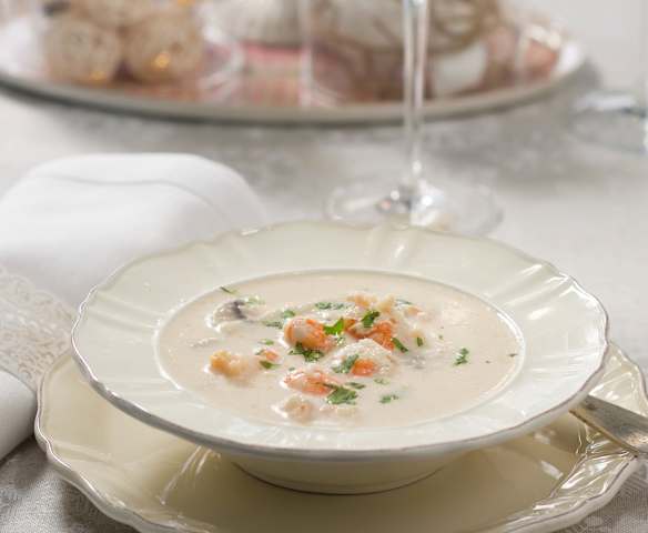 Crema thai de langostinos y coco