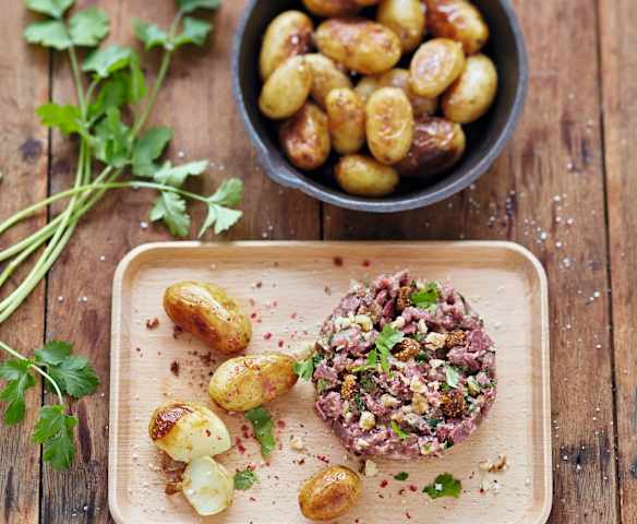 Tartare de canard aux noix et aux figues