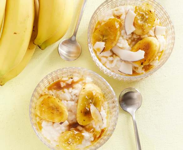Kokosmilchreis mit gebratenen Bananen