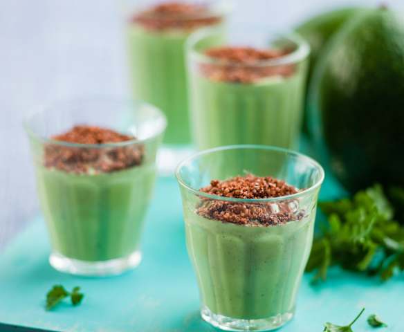 Sopa de abacate e bacon