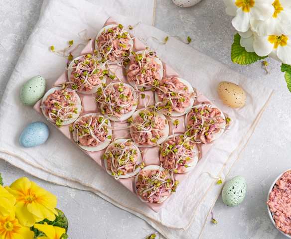Jajka faszerowane buraczkami