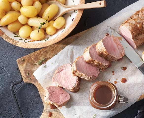 Filet mignon et pommes de terre au thym