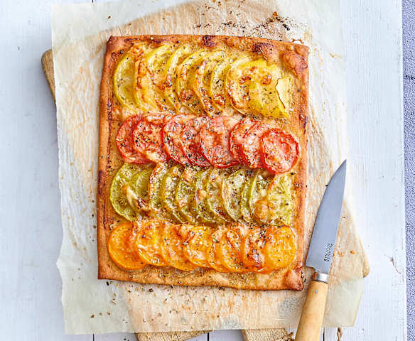 Tarte à la tomate, pâte à la farine de pois chiches
