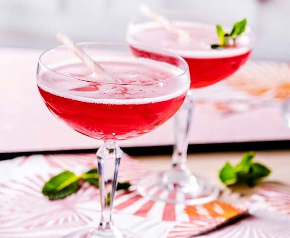 Cocktail Lady's Day Cocktail Lady's Day
