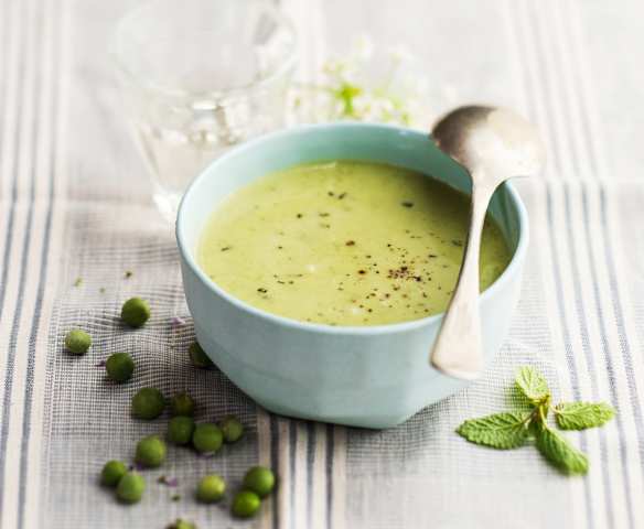 Soupe de petits pois à la menthe Soupe de petits pois à la menthe