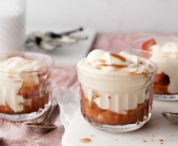 Crema de mascarpone con manzanas caramelizadas