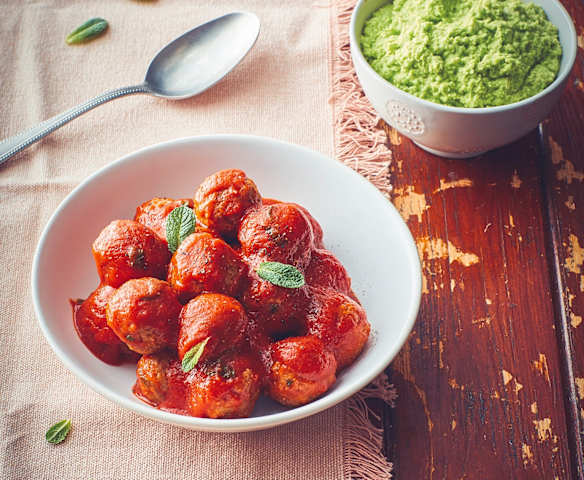 Polpette di carne con macco di fave (Bimby Friend) Polpette di carne con macco di fave (Bimby Friend)