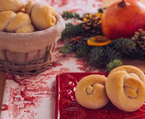 Panini allo yogurt al mirtillo