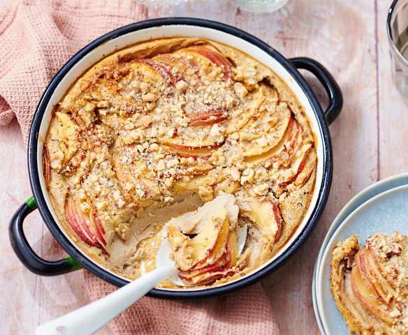 Clafoutis aux pommes et lait de noisette