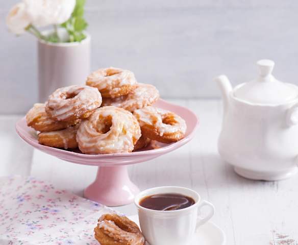 Pączki hiszpańskie (gniazdka)