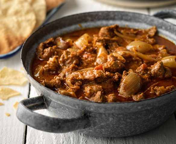 Lamb Dopiaza (Lamb and Onion Curry) Lamb Dopiaza (Lamb and Onion Curry)