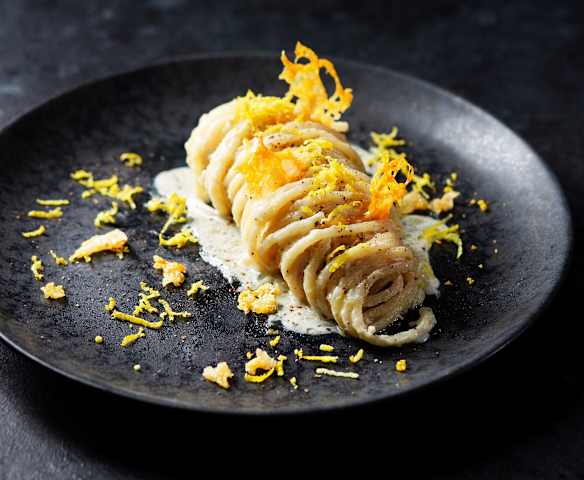 Espaguetis a la crema de limón