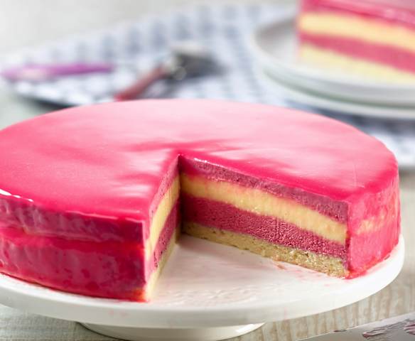 Entremets cassis et crémeux citron