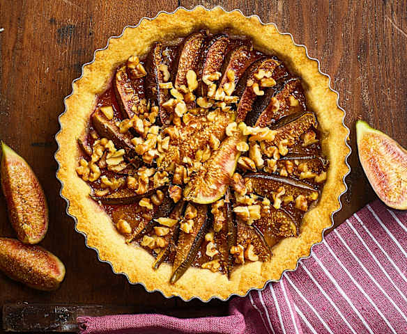 Crostata di fichi e noci al profumo di agrumi