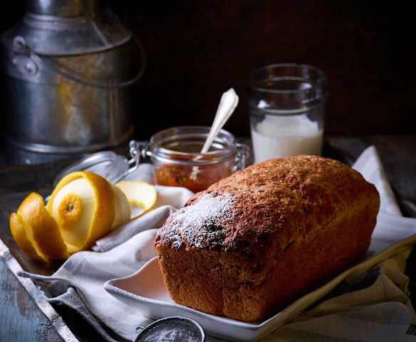 Pan de naranja cristalizada