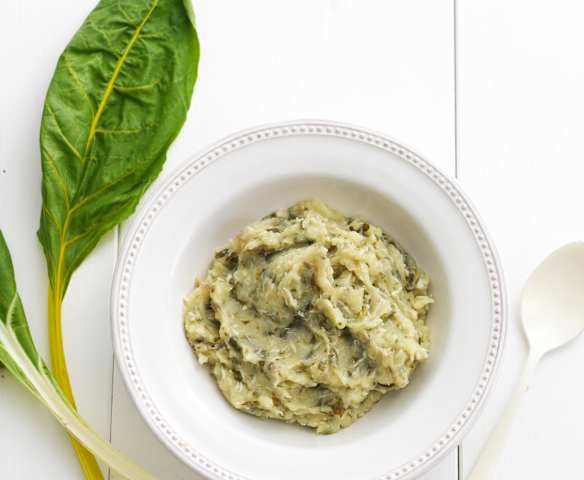 Puré de acelgas com dourada