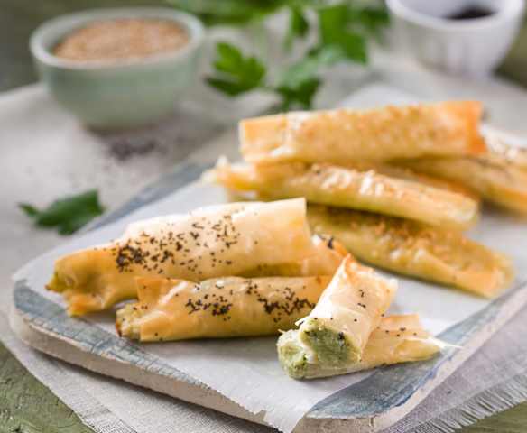 Rollitos de alcachofa y parmesano