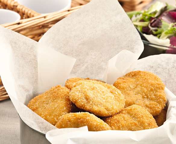 Nuggets de pollo y queso emmental