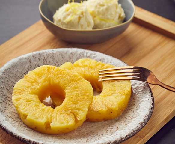 Ananas al rum a Cottura Lenta