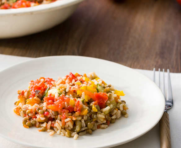 Arroz integral, lentejas y verduras al vapor