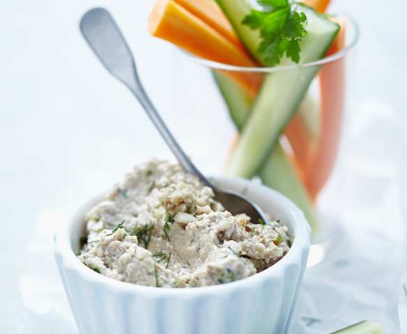 Houbový dip s vlašskými ořechy