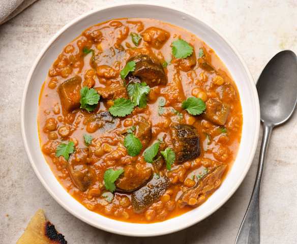 Slow-cooked Aubergine and Split Pea Curry