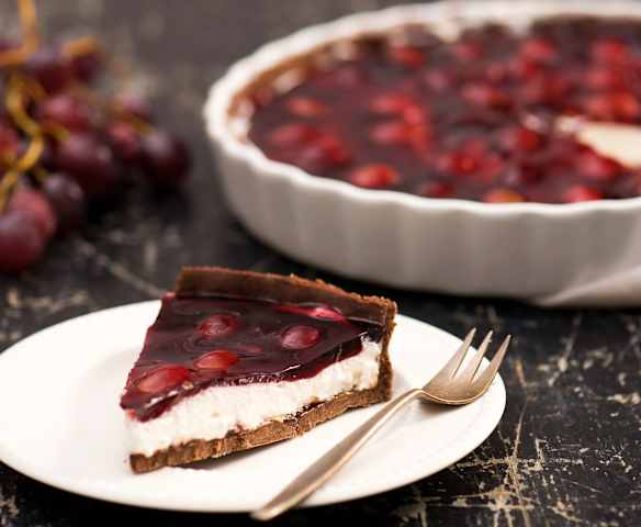 Tarta z winogronami i galaretką